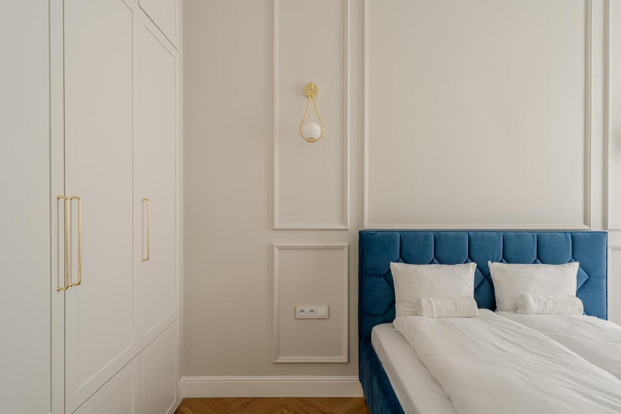 Rentplanet - Jana Pawla Ii Apartment