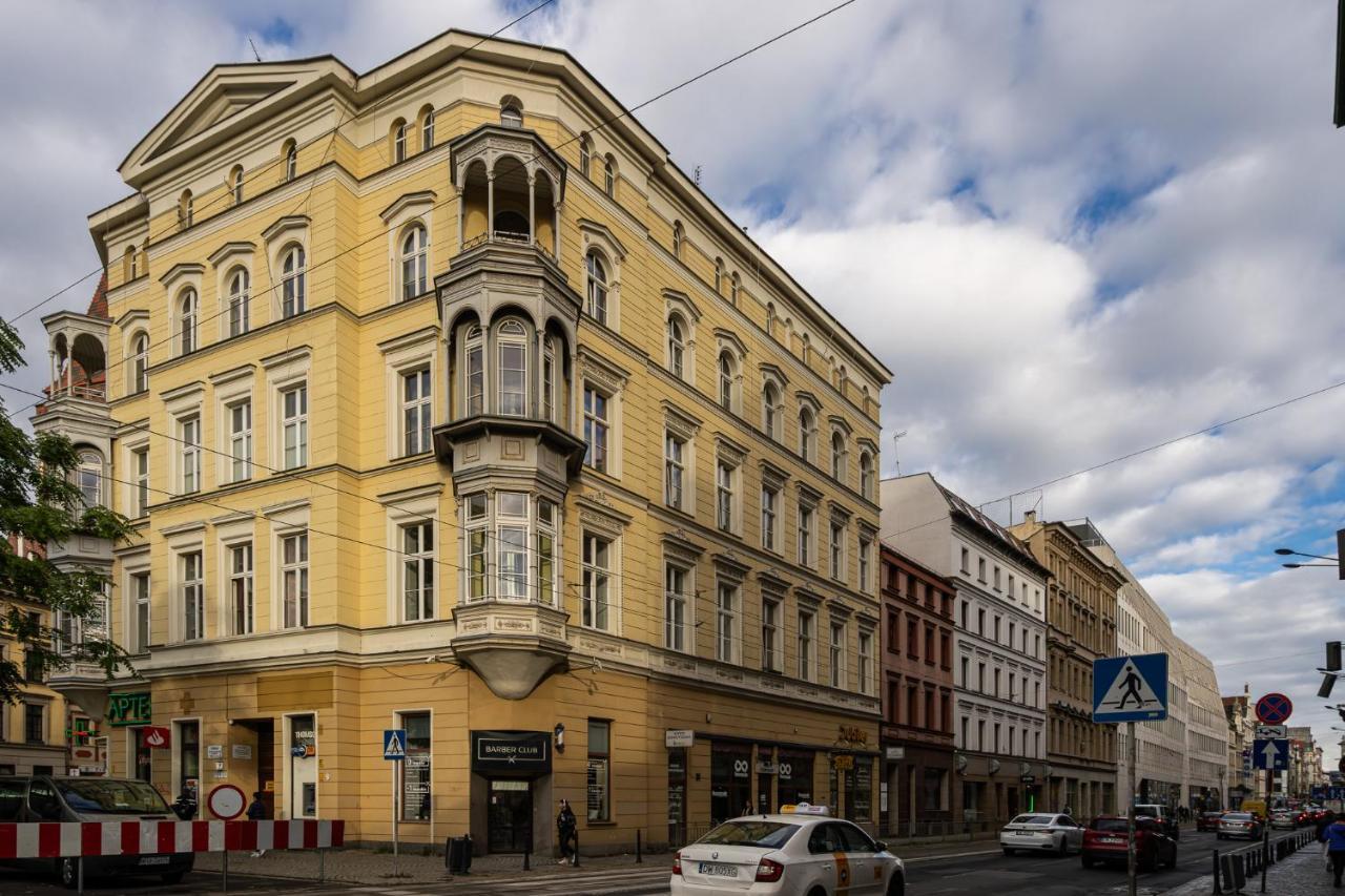 Rentplanet - Jana Pawla Ii Apartment